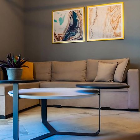 Cozy Modern Apartment Inside The City Center Tesalónica Exterior foto