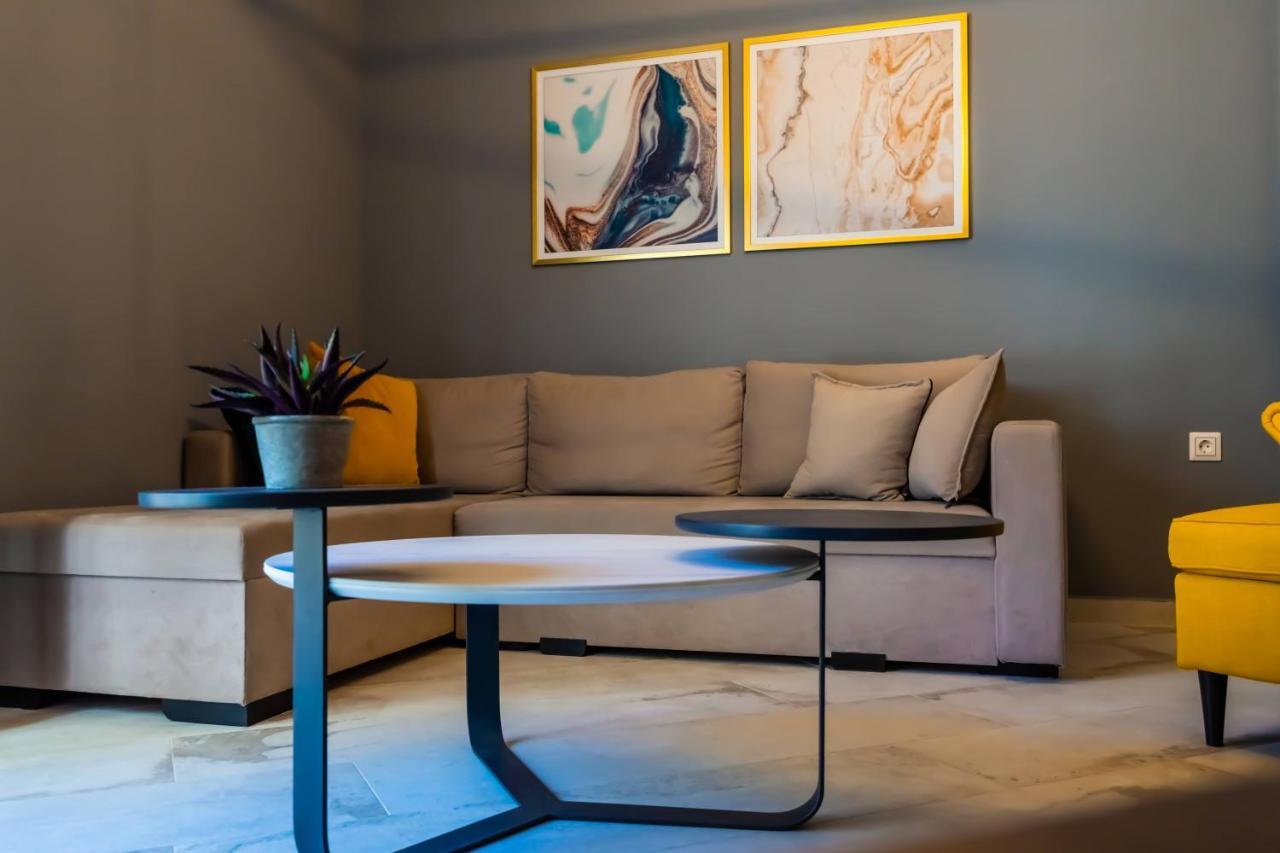 Cozy Modern Apartment Inside The City Center Tesalónica Exterior foto
